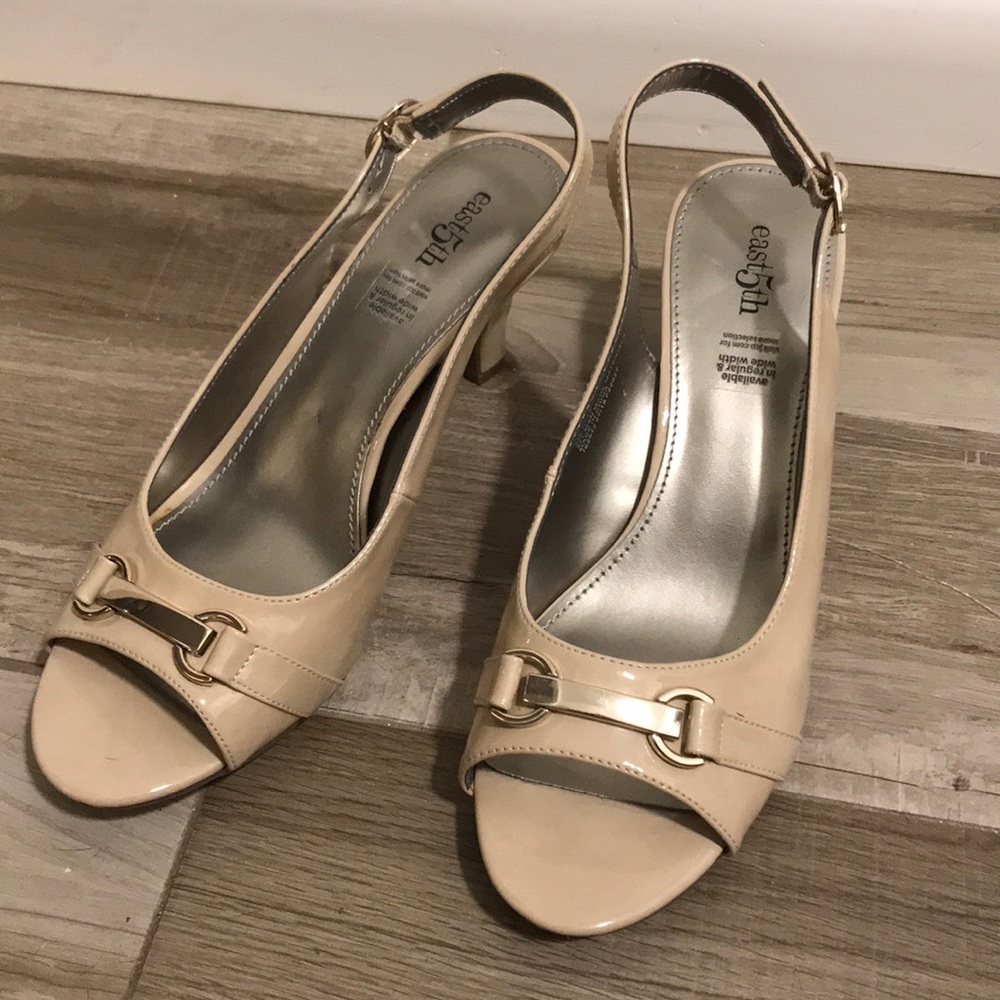 NWOT Cream sling back pumps